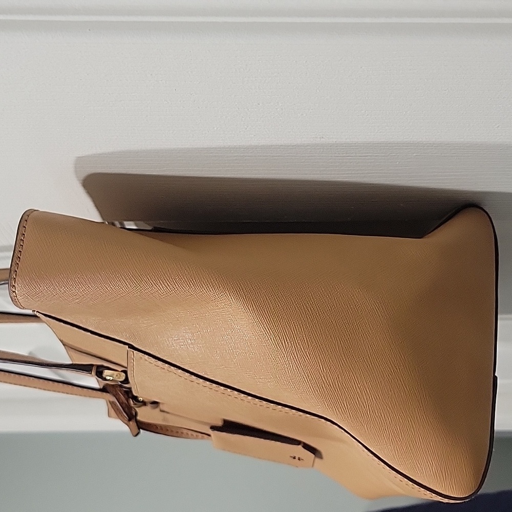 Tory Burch Tan Tote Bag - Picture 4 of 12